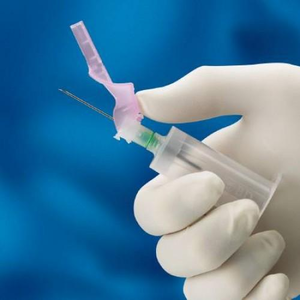 Blood Collection Vacutainer Eclipse Needle Pre-Attached Holder, Green Shield, 21G x 1 1/4