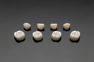 Crown Zirconia 1st Molar Upper Left EACH (Acero)
