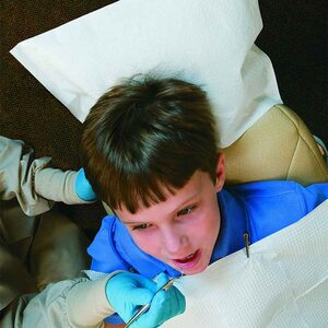 Headrest Cover, Tissue/ Poly, Regular, White, 500/cs (Tidi)